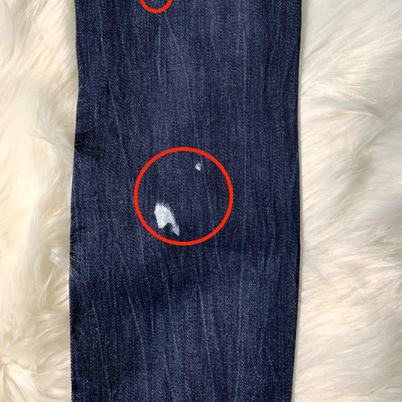 Distressed Skinny Jeans - Picture 7 of 7